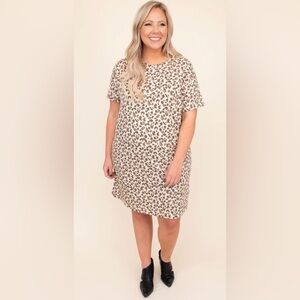 Chic Soul Leopard Print Short Sleeve Dress